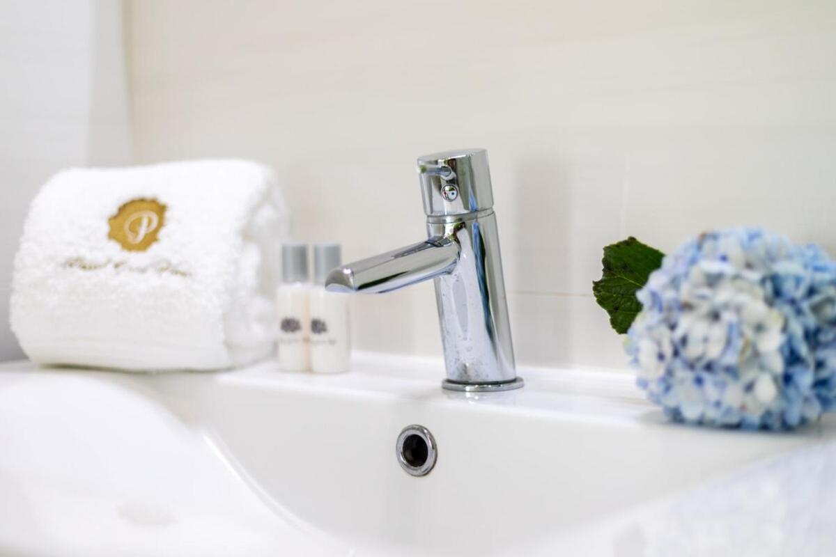 Guest House Passal - Faial Room Ponta Delgada  Ngoại thất bức ảnh